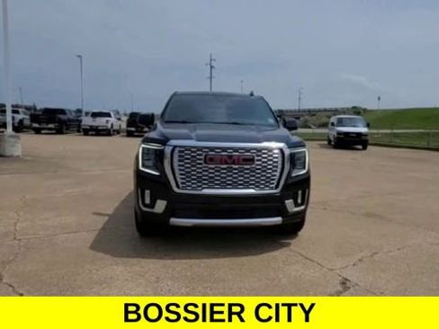 Certified 2021 GMC Yukon Denali w/ LPO, Illumination Package RWD image 3