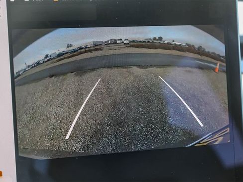 Used 2022 Tesla Model Y Performance image 21