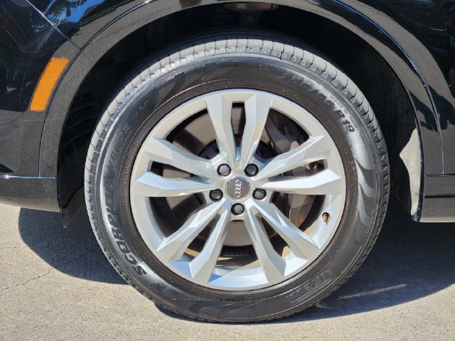 Used 2018 Audi Q7 3.0T Premium Plus w/ Premium Plus Package AWD/4WD image 10