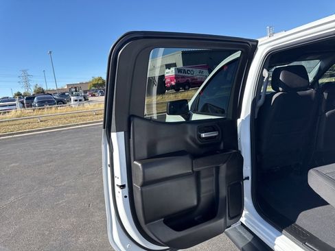 Used 2022 Chevrolet Silverado 1500 Custom image 26