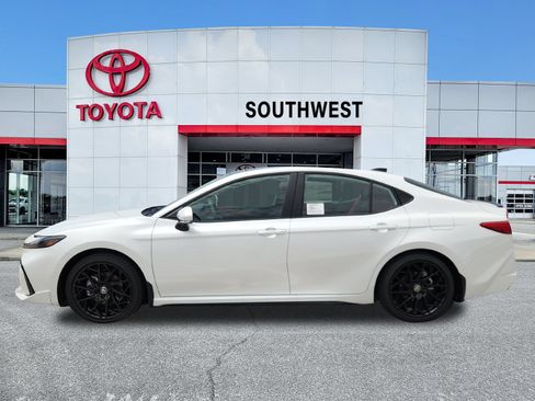 New 2026 Toyota Camry XSE w/ Premium Plus Package FWD image 3