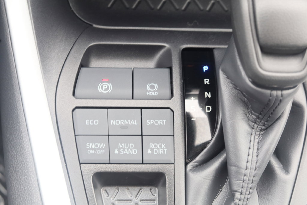 Used 2024 Toyota RAV4 XLE w/ Convenience Package AWD/4WD image 16