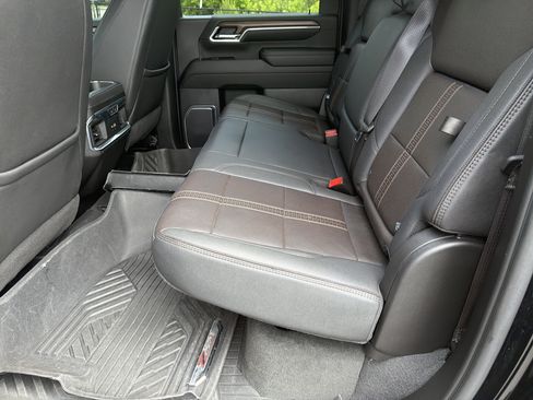 Used 2024 Chevrolet Silverado 2500 High Country w/ Midnight Edition AWD/4WD image 24