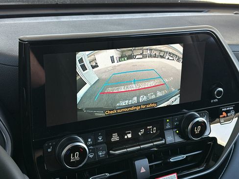 New 2026 Toyota Highlander XLE AWD/4WD image 22