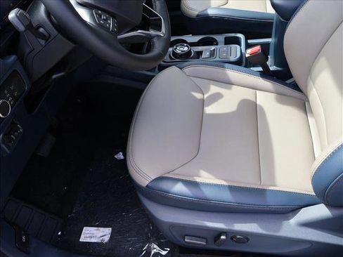New 2026 Ford Maverick Lariat w/ 4K Tow Package AWD/4WD image 4
