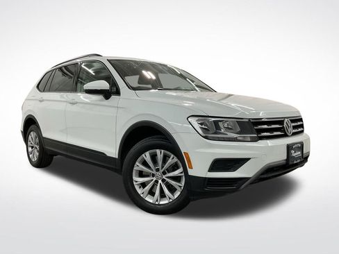 Used 2020 Volkswagen Tiguan S w/ 3rd Row Seat Package AWD/4WD image 4
