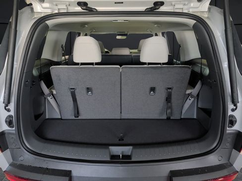 New 2026 Hyundai Santa Fe SE AWD/4WD image 12