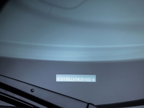 Used 2021 Ferrari F8 Tributo image 18