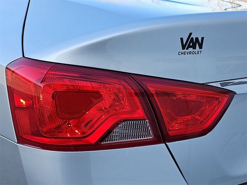 Used 2014 Chevrolet Impala LTZ image 35