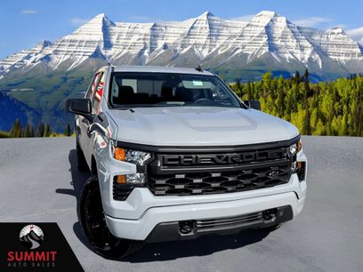 Used 2025 Chevrolet Silverado 1500 Custom w/ LPO, Dark Essentials Package