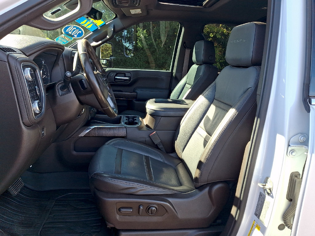 Used 2020 GMC Sierra 3500 Denali w/ Denali Ultimate Package AWD/4WD image 14