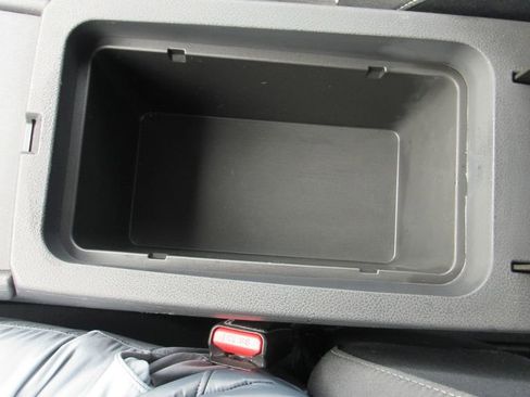 Used 2025 Nissan Altima 2.5 SV image 24