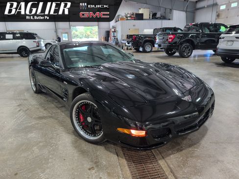 Used 2003 Chevrolet Corvette Z06 w/ Memory Package, 3 Drivers RWD image 1