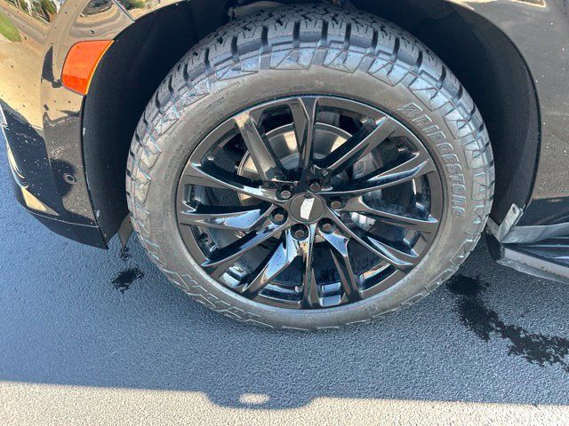 Used 2021 Cadillac Escalade Sport w/ Driver Assist Tech Package AWD/4WD image 11