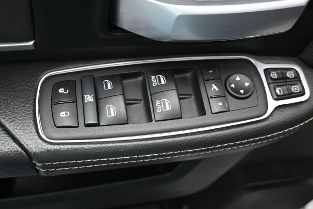 Used 2024 RAM 2500 Big Horn AWD/4WD image 7