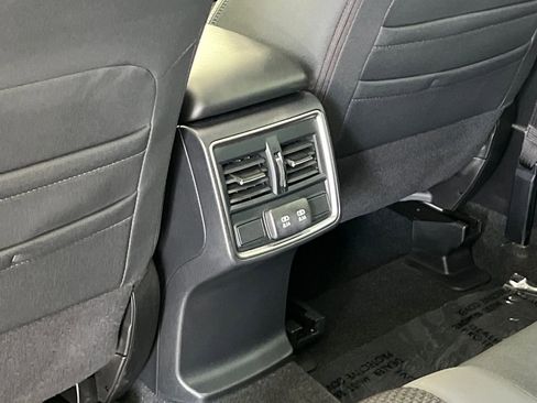 Certified 2023 Subaru Forester Premium AWD/4WD image 39