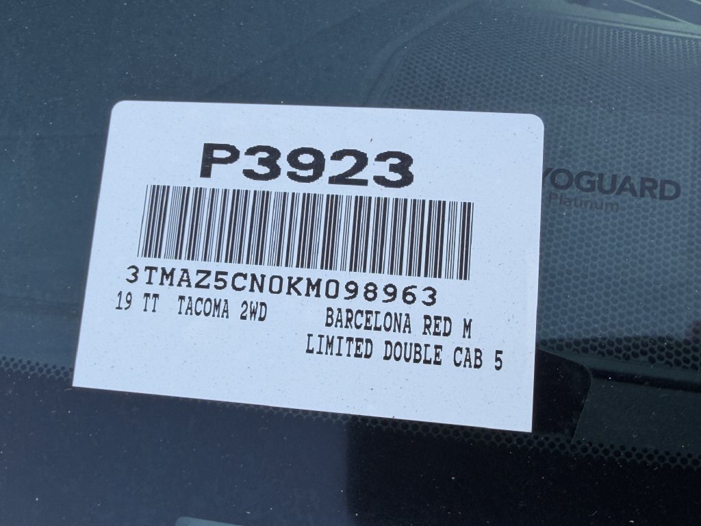 Used 2019 Toyota Tacoma SR5 RWD image 32