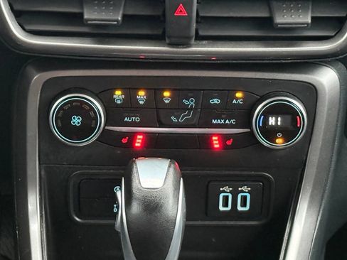Used 2022 Ford EcoSport SE w/ SE Convenience Package AWD/4WD image 22