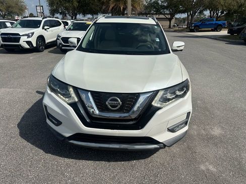 Used 2017 Nissan Rogue SL w/ SL Premium Package image 15