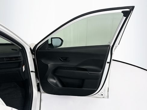 Used 2024 Hyundai Kona SEL FWD image 31