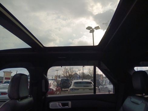 Used 2022 Ford Explorer ST w/ ST Street Pack image 24