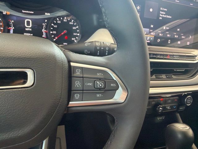 Used 2025 Jeep Compass Limited AWD/4WD image 22
