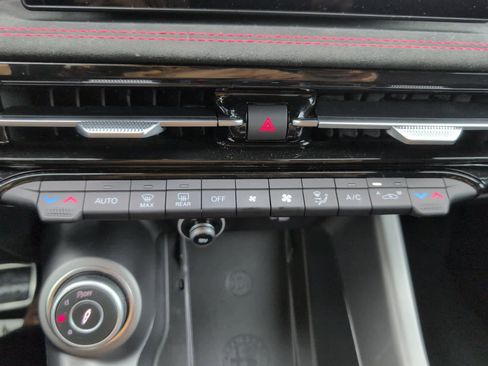 Used 2024 Alfa Romeo Tonale Veloce image 32