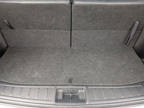 Used 2024 Mitsubishi Outlander SE image 28