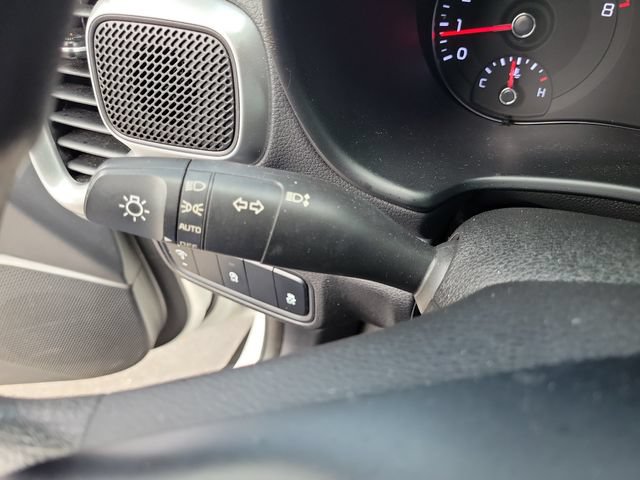 Used 2021 Kia Soul LX FWD image 26