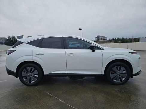 Used 2025 Nissan Murano SL image 8