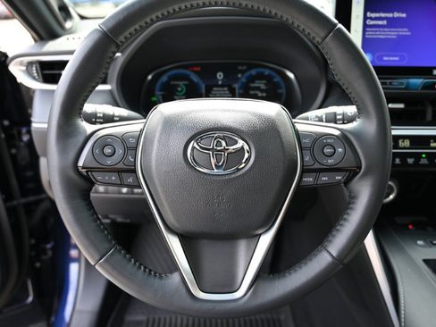 Used 2024 Toyota Venza Limited AWD/4WD image 27