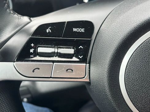 Used 2023 Hyundai Elantra SEL w/ Convenience Package image 49