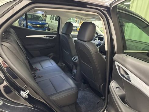 Used 2025 Buick Envision Avenir AWD/4WD image 18