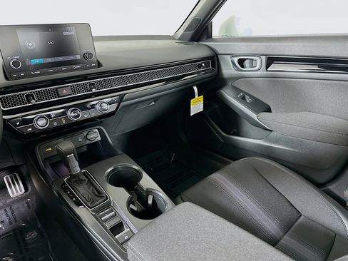 New 2026 Honda Civic Sport image 23