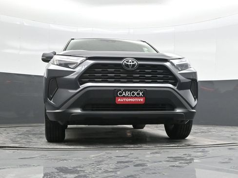 Used 2022 Toyota RAV4 XLE w/ Convenience Package image 56