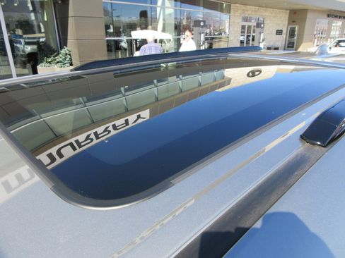 Used 2026 Lexus GX 550 550 Luxury+ w/ Cold Area Package image 16