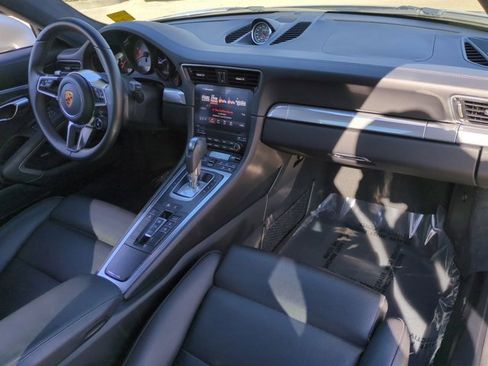 Used 2019 Porsche 911 Carrera 4S image 15