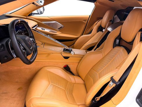Used 2021 Chevrolet Corvette Stingray Premium Cpe w/ Z51 Performance Package RWD image 21