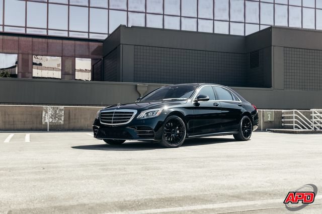 Used 2018 Mercedes-Benz S 560 Sedan image 32