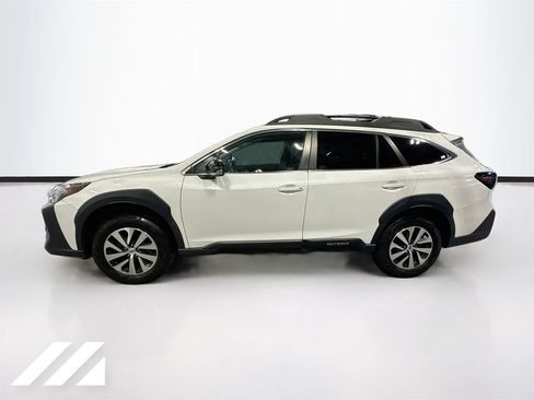 Used 2024 Subaru Outback Premium w/ Popular Package #1 AWD/4WD image 8