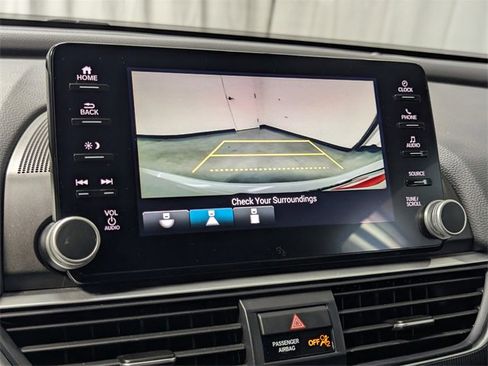 Used 2020 Honda Accord Sport image 14