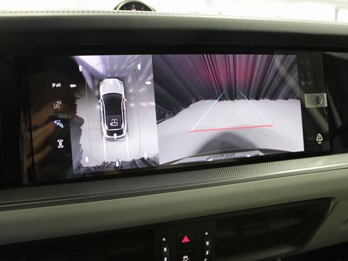 New 2026 Porsche Cayenne S image 33