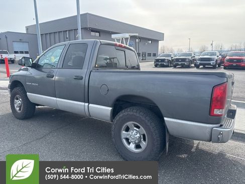 Used 2003 Dodge Ram 2500 Truck SLT image 6