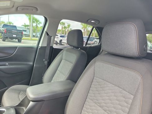 Used 2020 Chevrolet Equinox LT FWD image 21