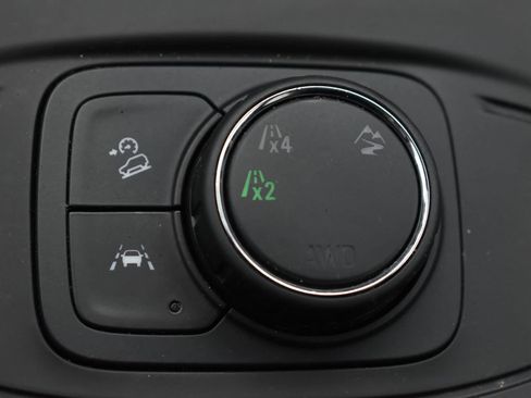 Used 2024 GMC Terrain SLE w/ LPO, Floor Liner Package AWD/4WD image 29