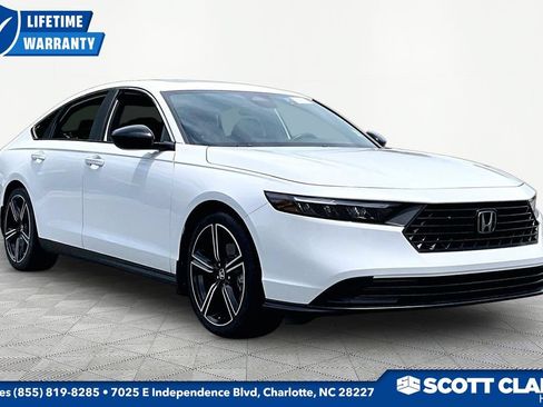 Used 2024 Honda Accord Sport image 1