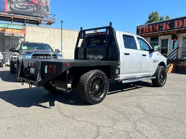 Used 2016 RAM 3500 Tradesman w/ Chrome Appearance Group AWD/4WD image 8