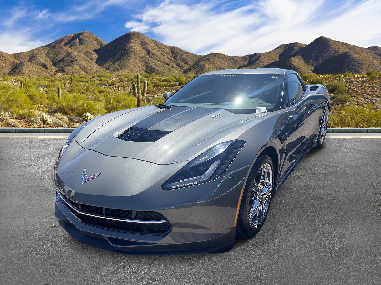Used 2015 Chevrolet Corvette Stingray Coupe RWD image 2
