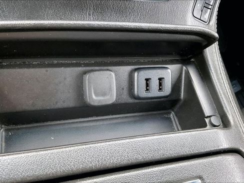 Used 2020 Chevrolet Tahoe Premier w/ Premier 6.2L Value Package image 33