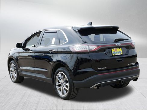 Used 2017 Ford Edge Titanium w/ Equipment Group 301A image 5